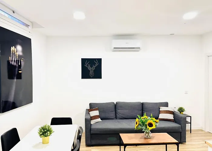 Apartamentos Madrid Connection - Universidad by Oshun Apartments